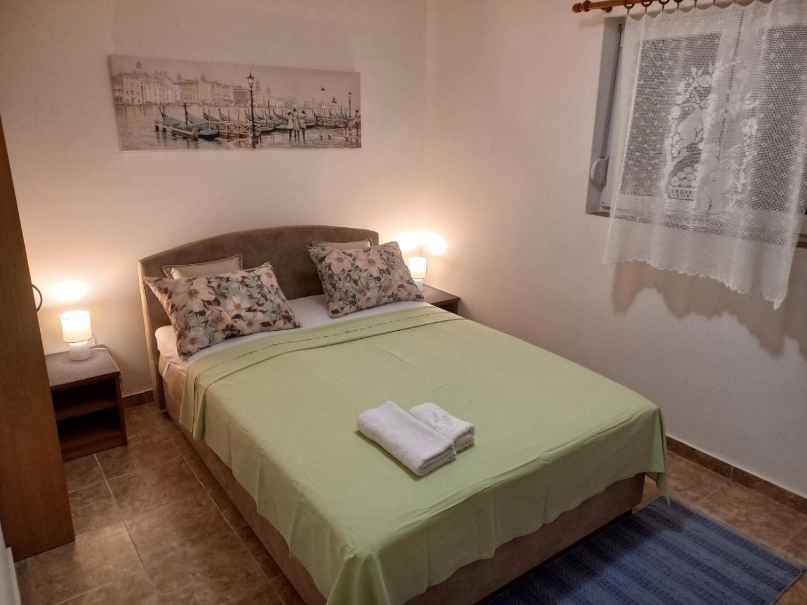 Apartments Alisa Котор Экстерьер фото